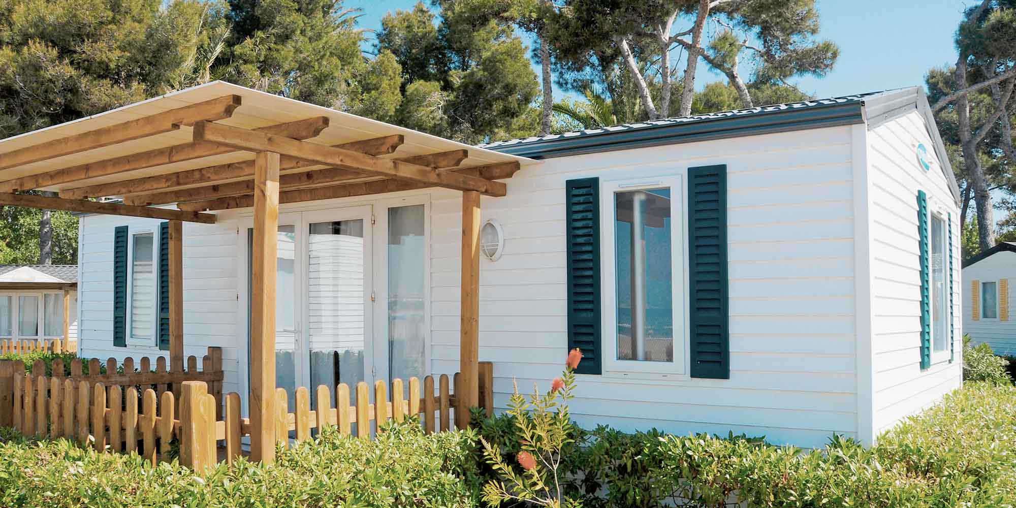 Transforming Your Mobile Home with Innovative Roof Replacement Solutions